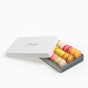 Macarons - coffret cadeaux de 24 pièces